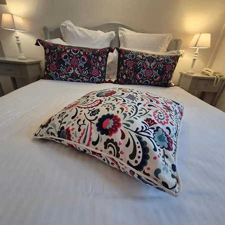 Cit'hotel La Julia 3*