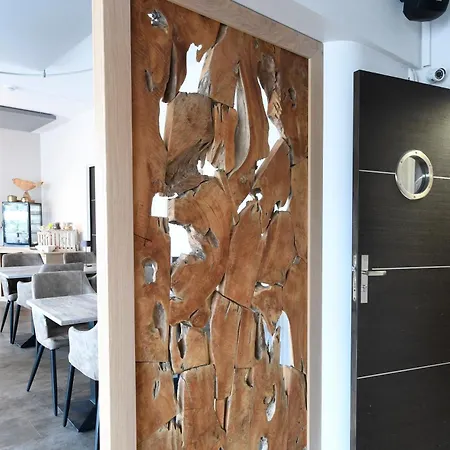 Cit'hotel La Julia