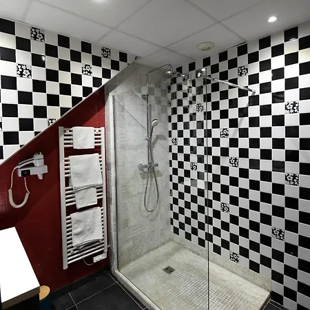 Cit'hotel La Julia Агон-Кутенвиль