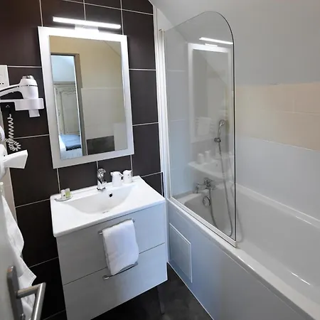 Отель Cit'hotel La Julia 3*