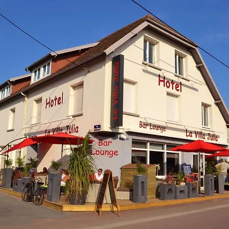 Отель Cit'hotel La Julia Агон-Кутенвиль