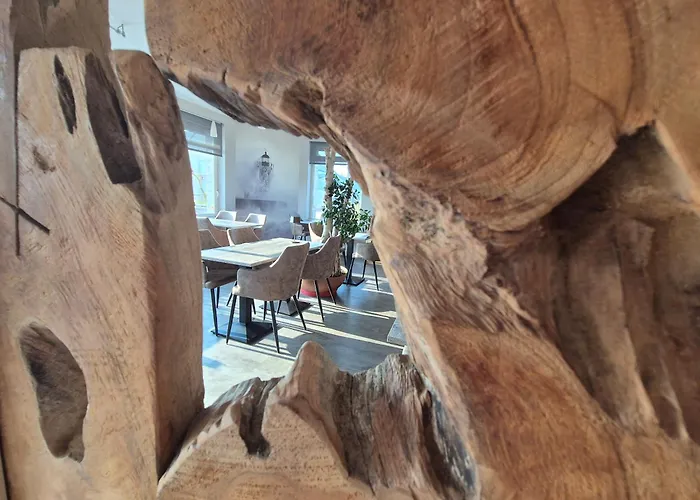 Отель Cit'hotel La Julia Агон-Кутенвиль