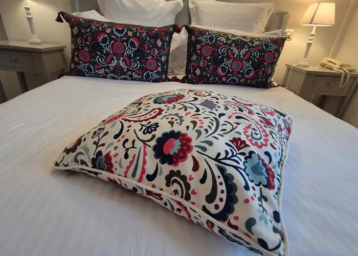 Cit'hotel La Julia 3*