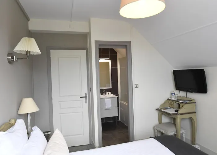 Cit'hotel La Julia Hotel 3*