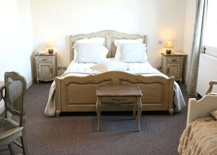 Cit'hotel La Julia 3* Агон-Кутенвиль