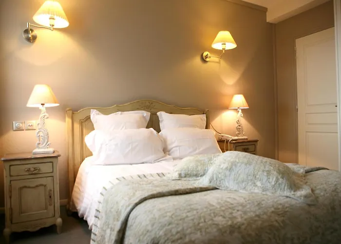 Cit'hotel La Julia Hotel